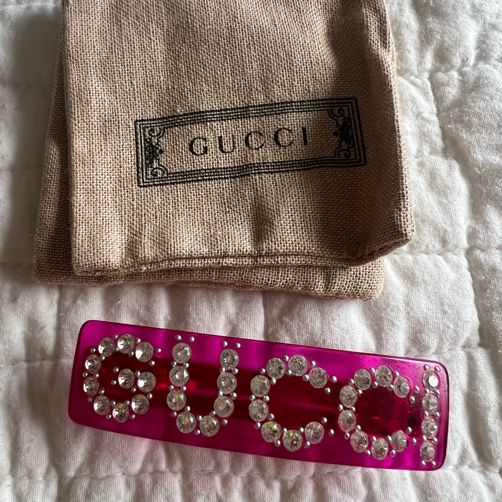 Gucci Pink Crystal Embellished Hair clip